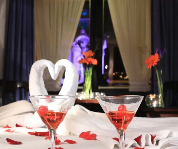 img_hotel_emily_cena