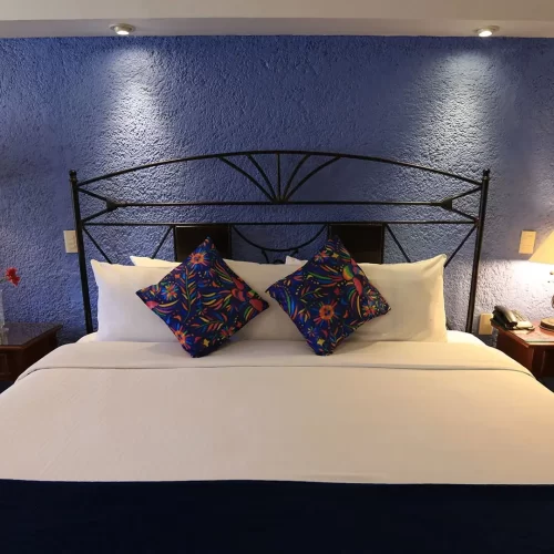 img_hotel_emily_suite_full_5